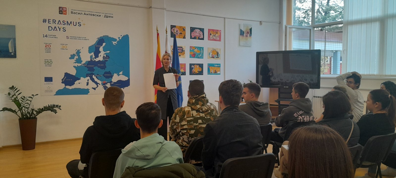 Интеракција и едукација со средношколците од „Васил Антевски -Дрен“