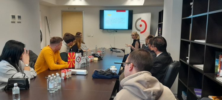Финансиска едукација: Посета на студенти од Американ колеџ – Скопје
